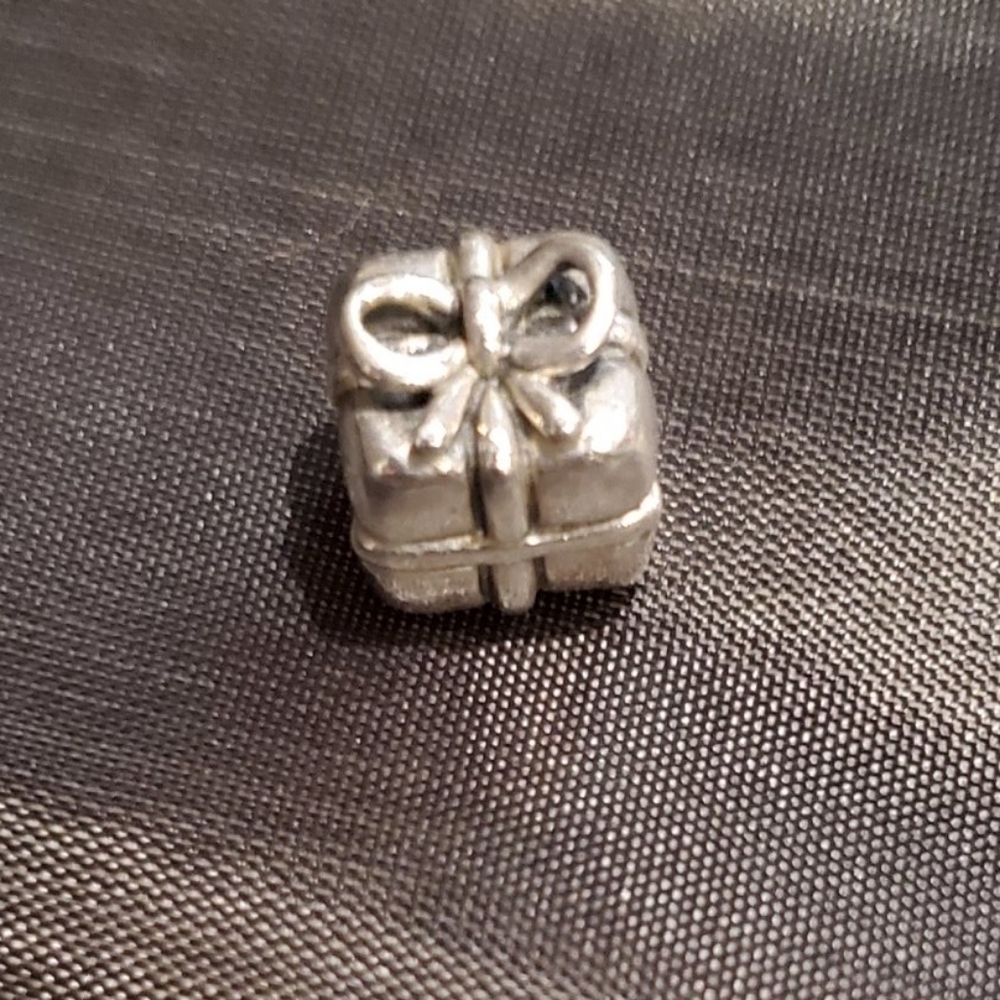 Gift Box Charm
